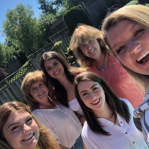 Meet your Posher, Anne